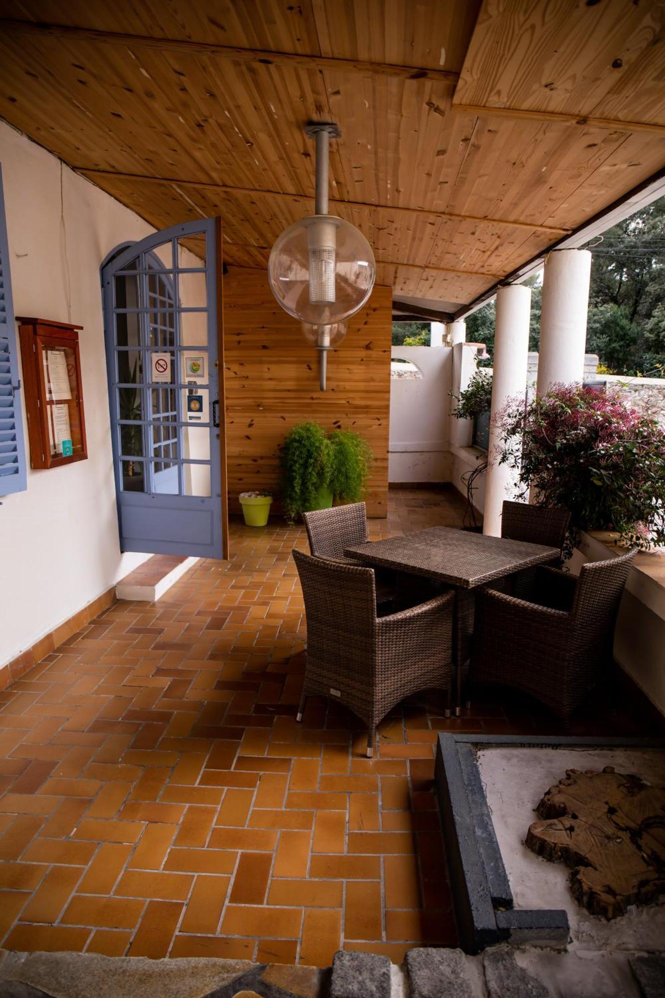 Auberge Sainte Marguerite La Garde  Exterior foto